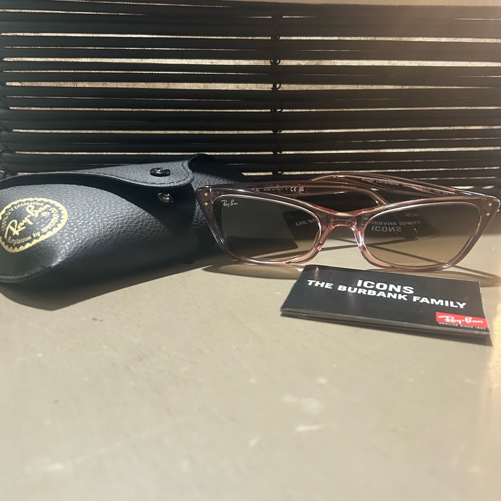 Brand New! Ray-Ban Lady Burbank Women's transparent pink Sunglasses!